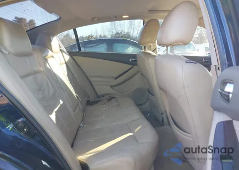 2011 Nissan Altima 2.5 S z USA, uszkodzony, nr VIN 1N4AL2AP8BN401858